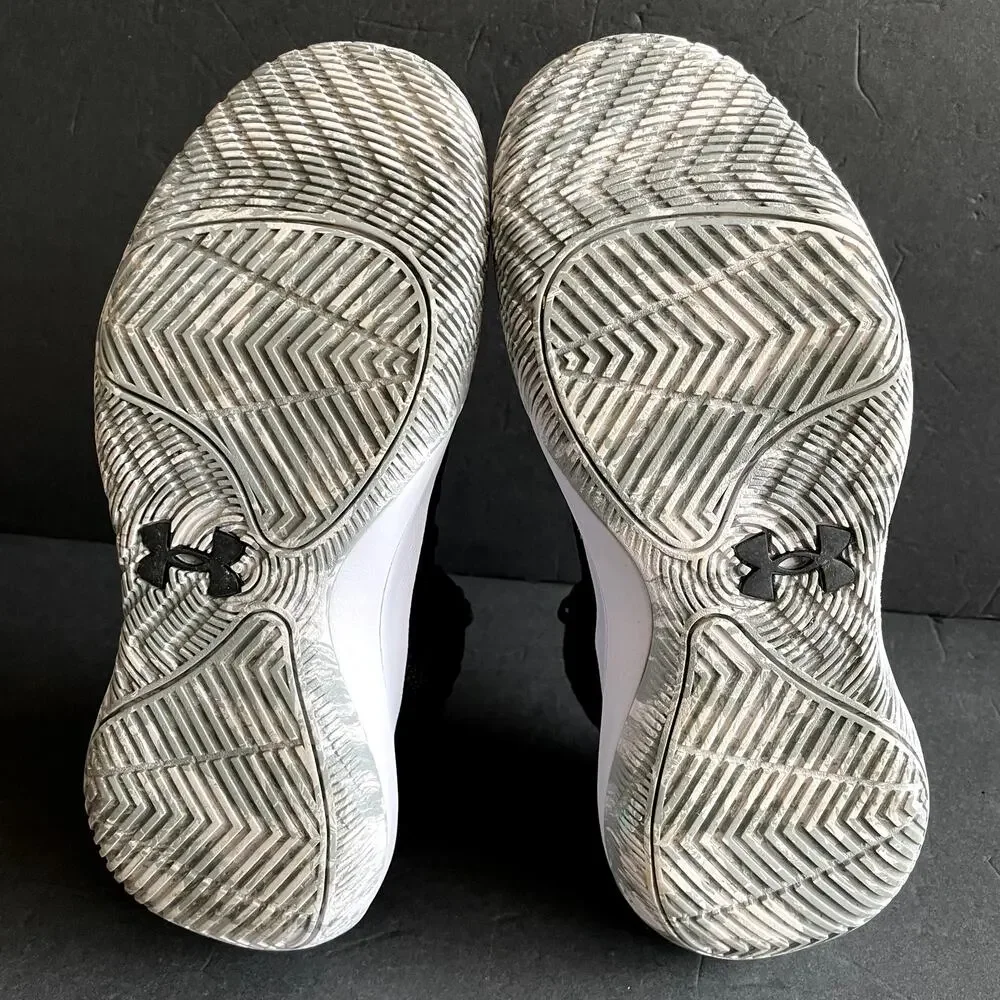 Under Armour black white